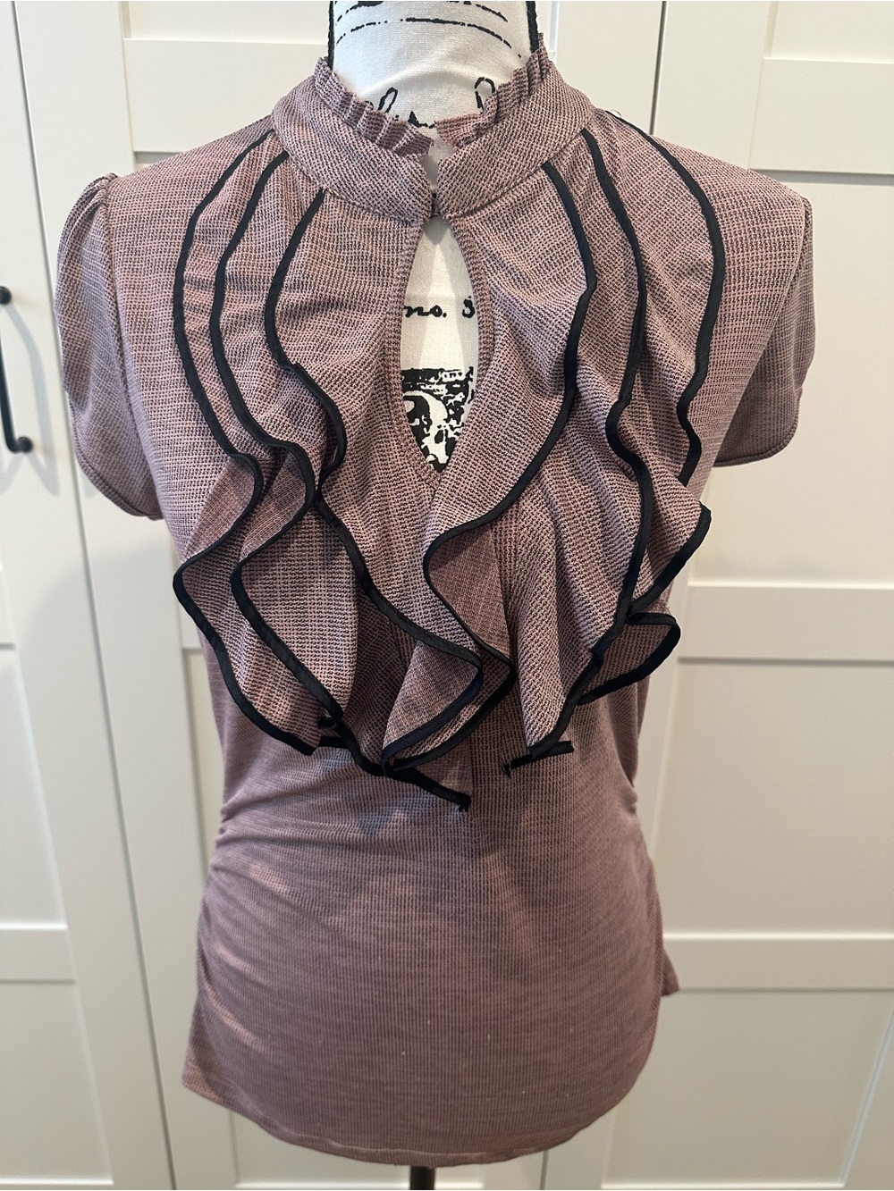 Ruffled Top Taupe & Black Ruched Fits like a small- Tons of STRETCH SMALL-